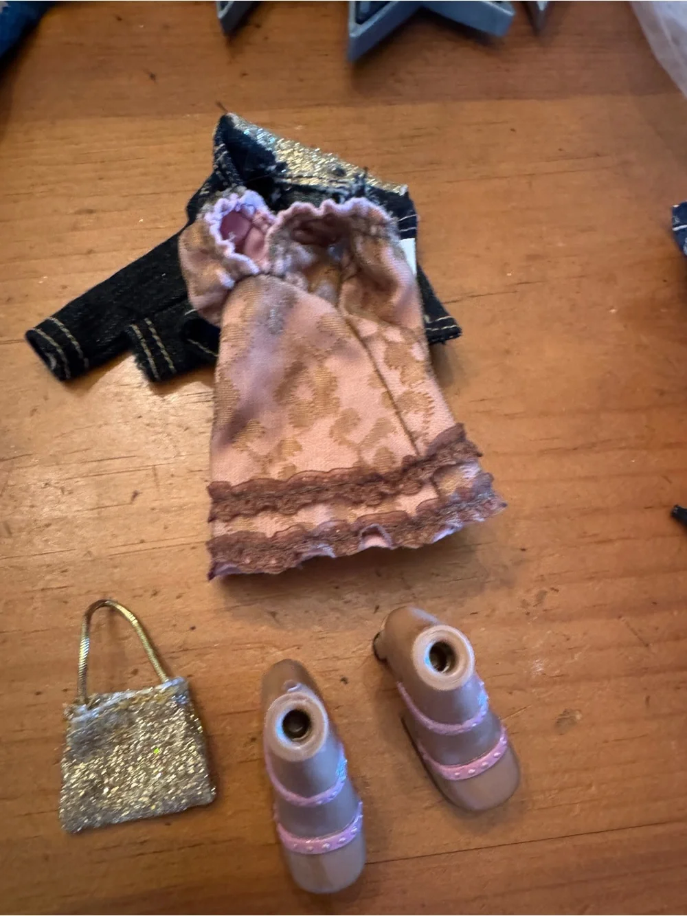 Bratz Funk Out Fianna Making The Grade Flaunt It Yasmin Cloe First Date Acc Shoe